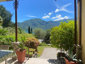 Life is Good - Front Lake Apartment in Villa Tremezzo